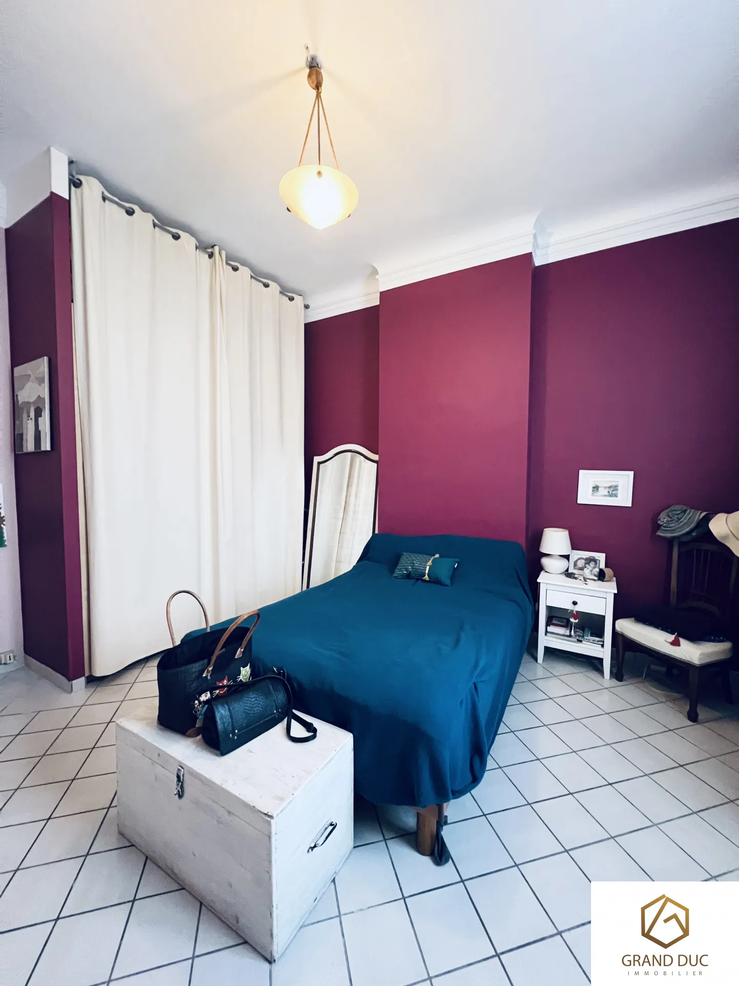 À vendre Marseille Chave : appartement T3 traversant - 200 000 € 