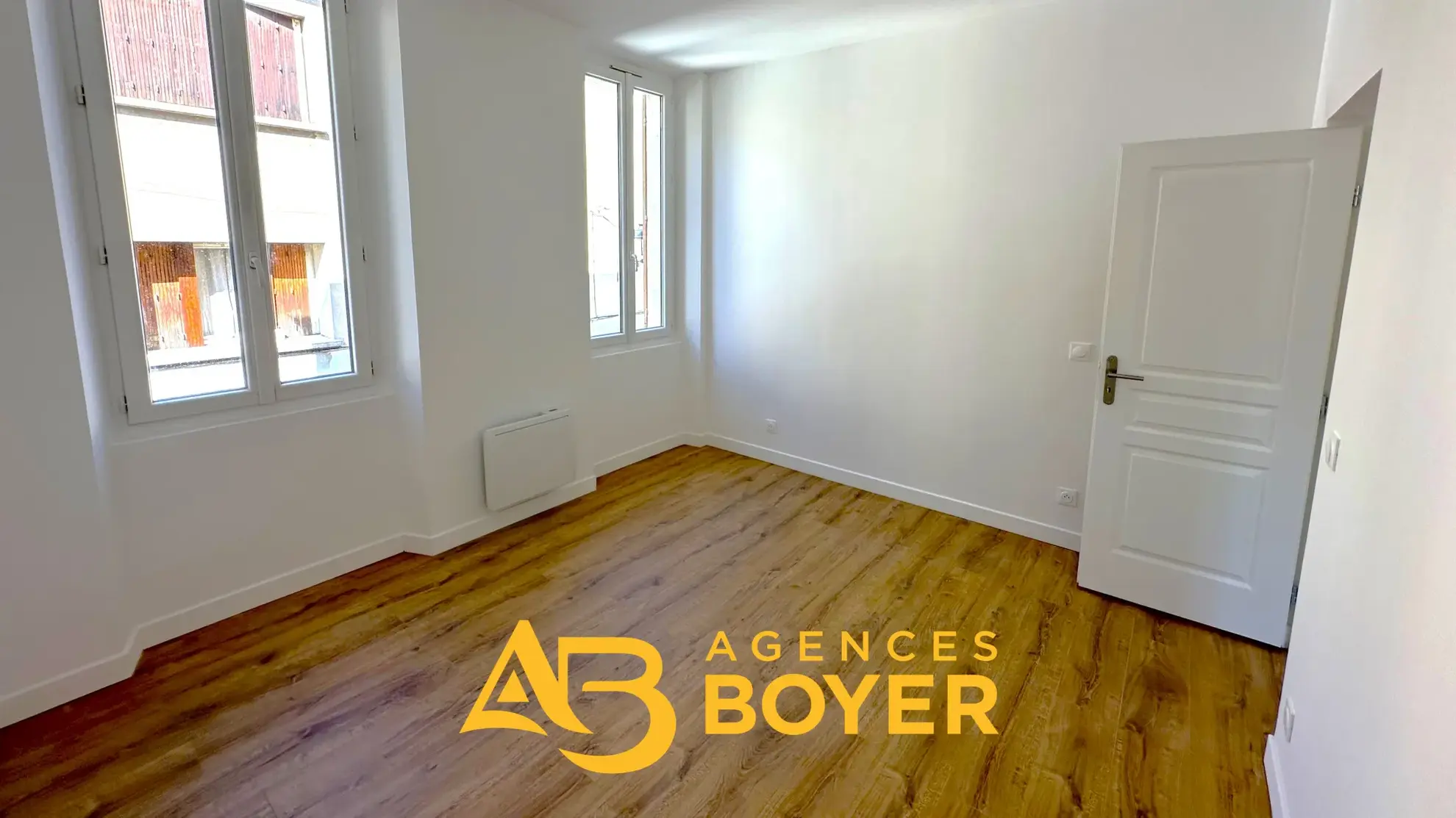 Exclusivité La Seyne-sur-Mer - Appartement T3 rénové près du port 