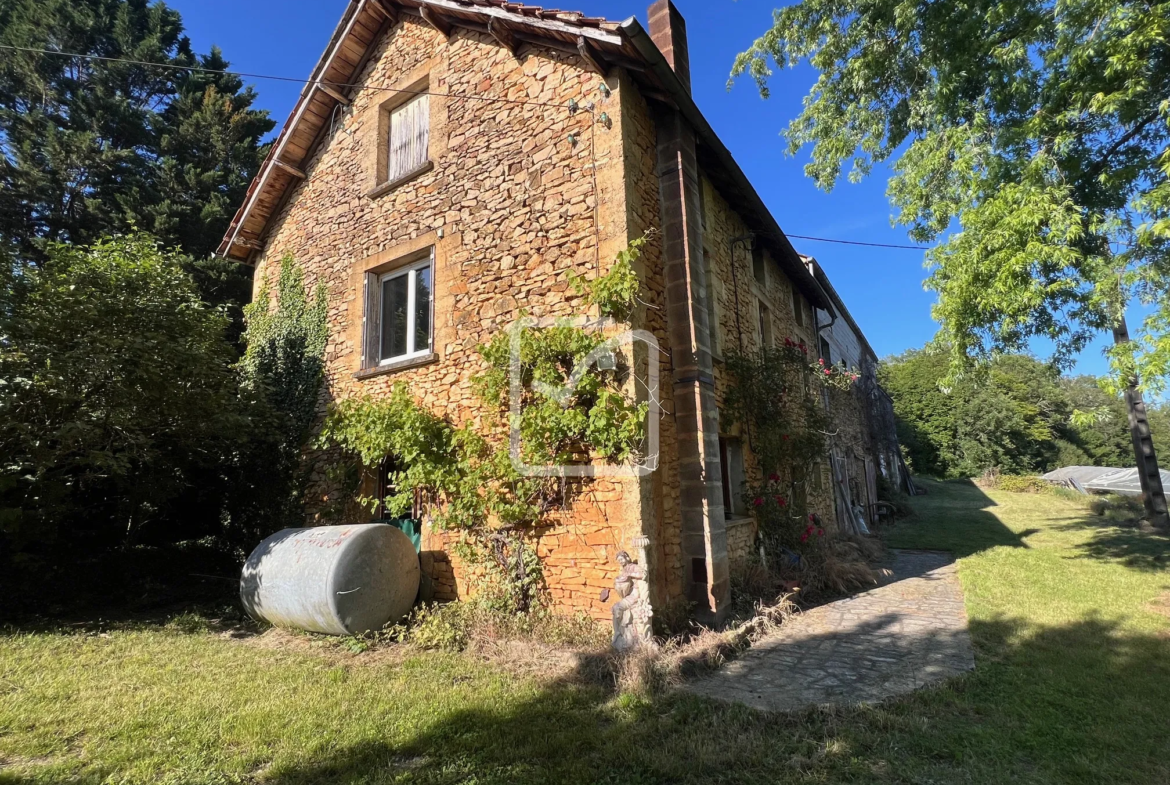 Corps de ferme de 15 Ha à vendre près de Gourdon 