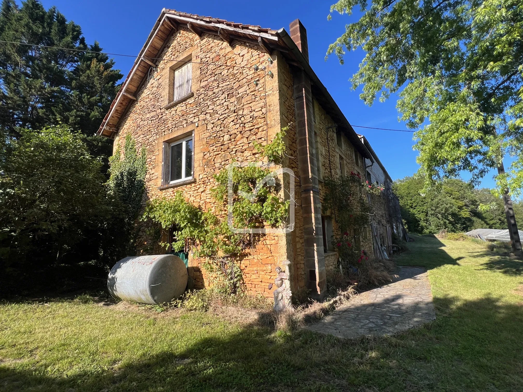 Corps de ferme de 15 Ha à vendre près de Gourdon 