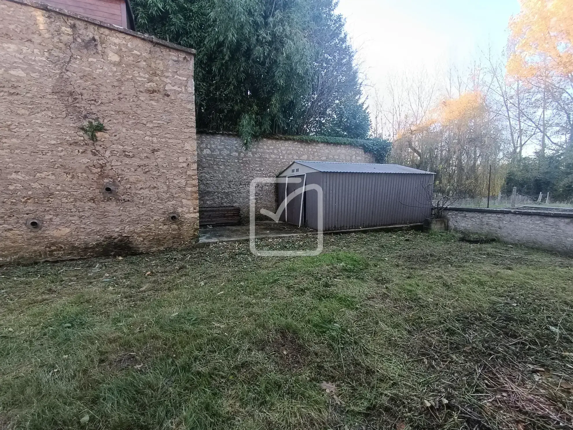 Maison ancienne à Vouillé avec 3 chambres et jardin 