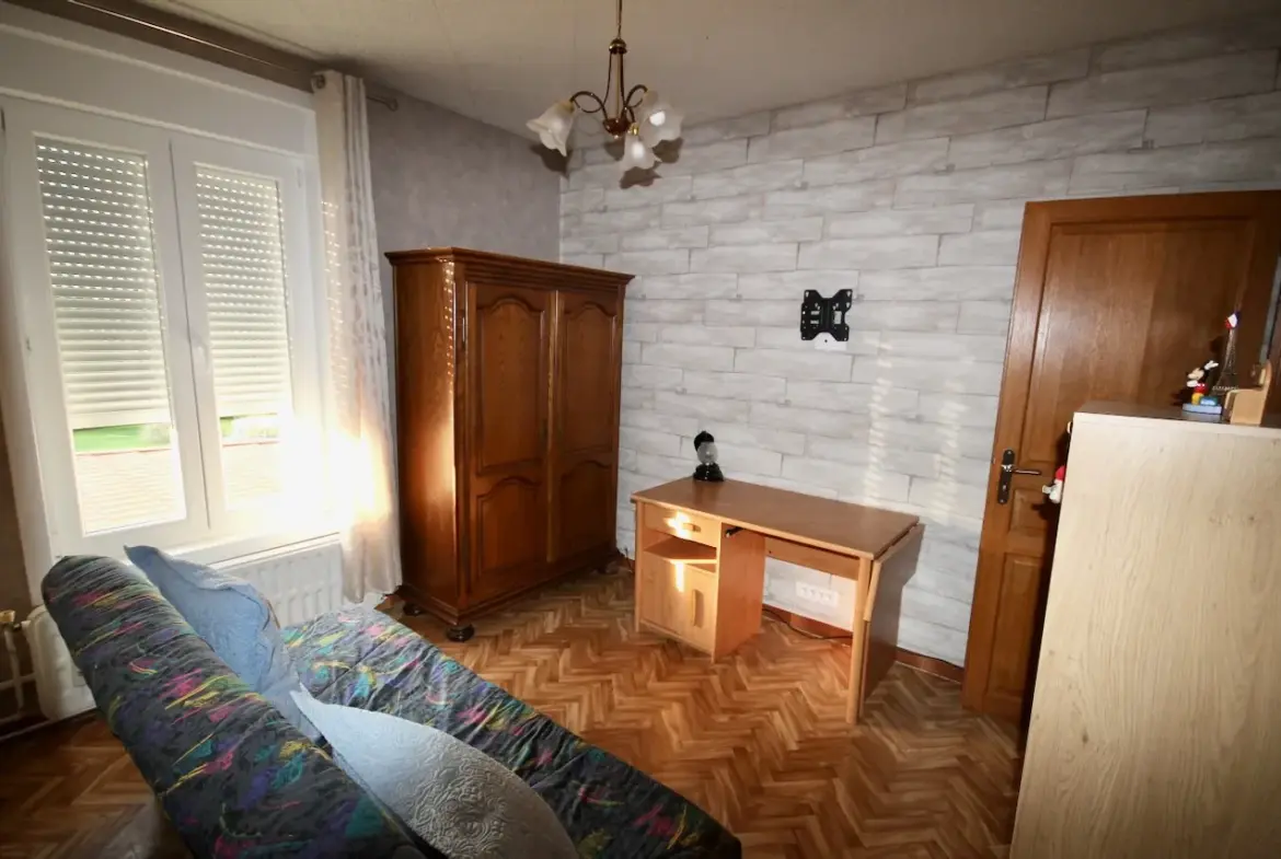 Maison semi-individuelle à vendre à Maubeuge - 4 chambres 