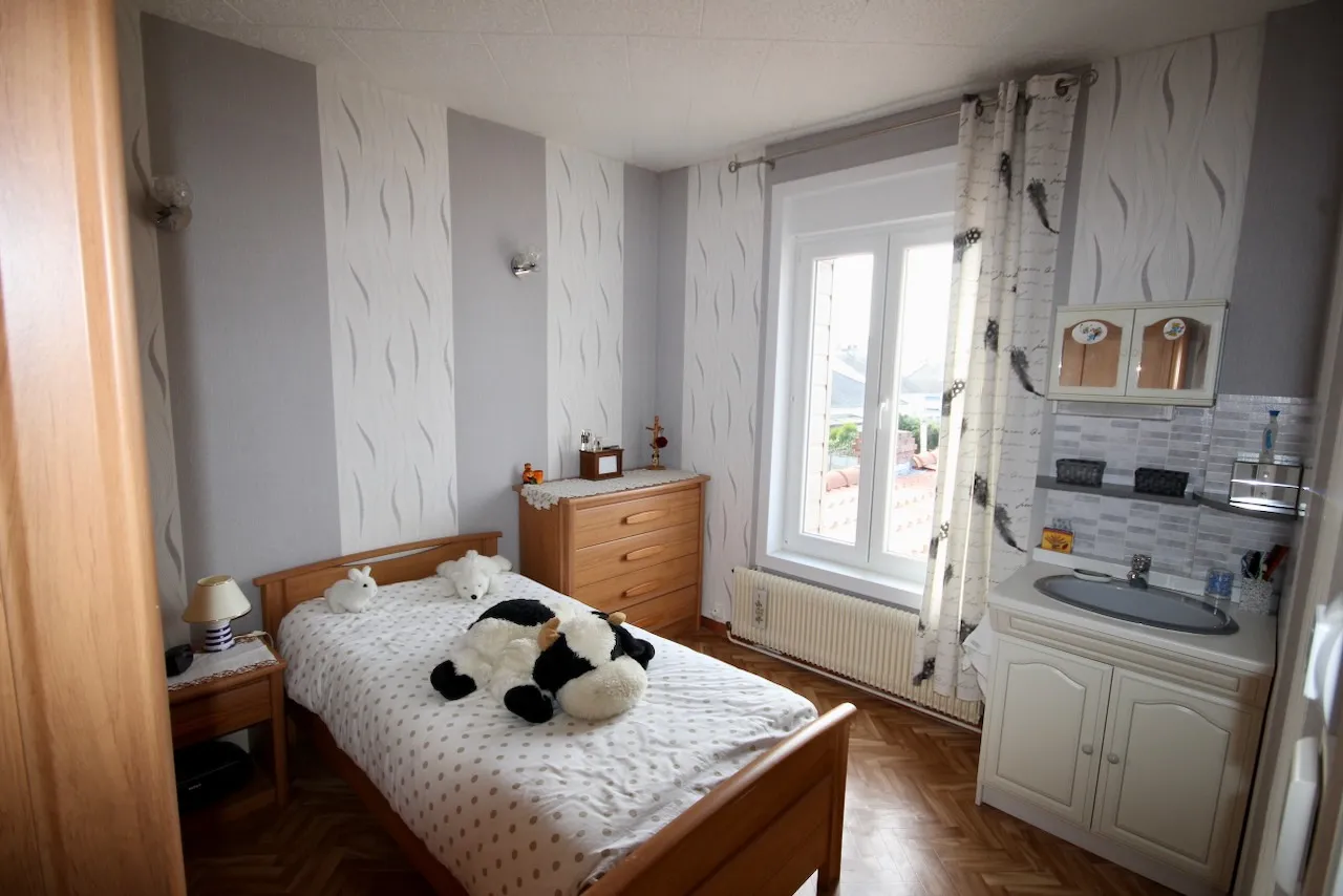 Maison semi-individuelle à vendre à Maubeuge - 4 chambres 