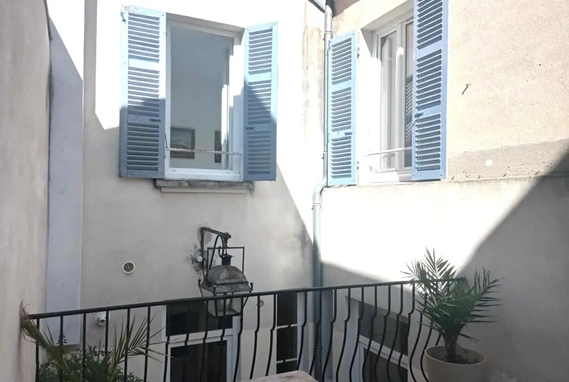 À vendre: Maison de ville à Vichy, 3 chambres, terrasse 