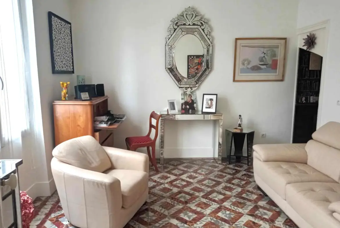 À vendre: Maison de ville à Vichy, 3 chambres, terrasse 