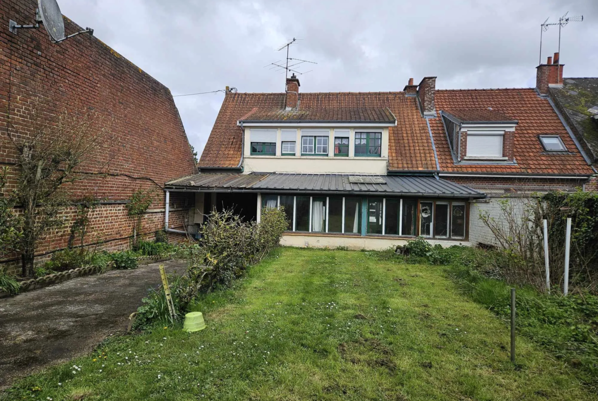 Maison de ville à vendre à FREVENT, proche de DOULLENS 