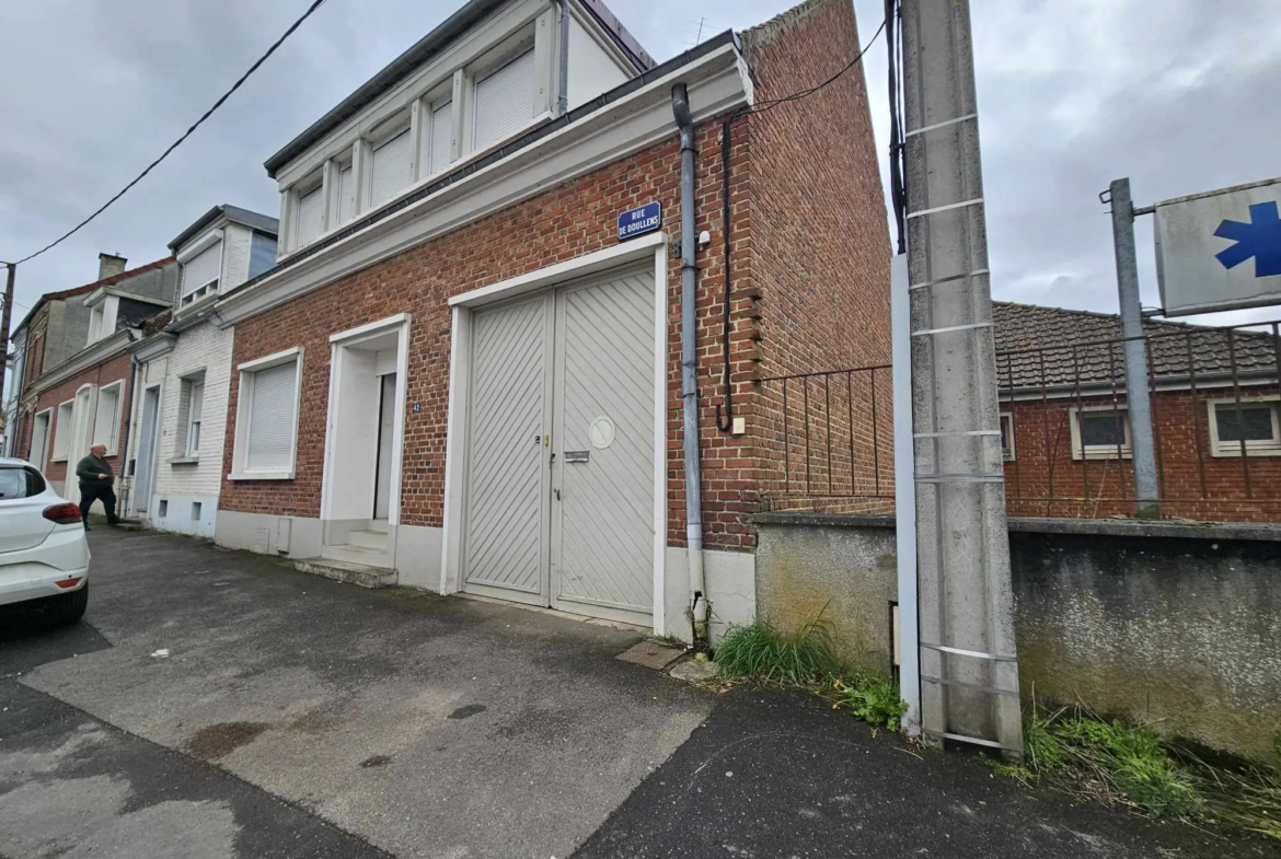 Maison de ville à vendre à FREVENT, proche de DOULLENS 