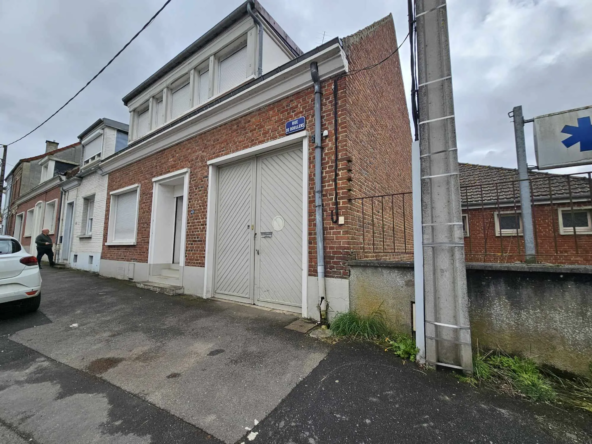 Maison de ville à vendre à FREVENT, proche de DOULLENS