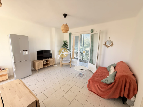 Vente Appartement T2 35 m² à Six Fours les Plages avec Parking