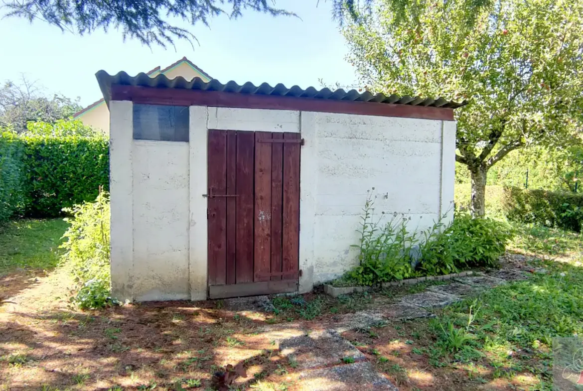 Maison individuelle à vendre à Foucherans avec 2 chambres et jardin 