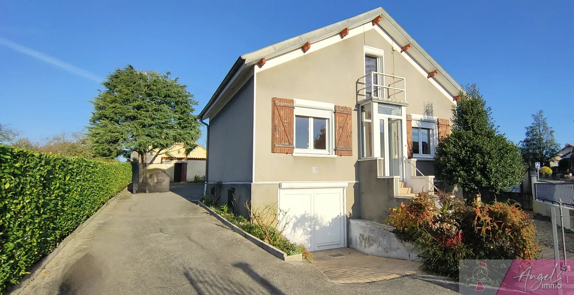 Maison individuelle à vendre à Foucherans avec 2 chambres et jardin 