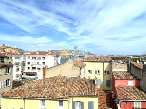 Appartement T1 avec balcon et vue mer à La Seyne-sur-Mer