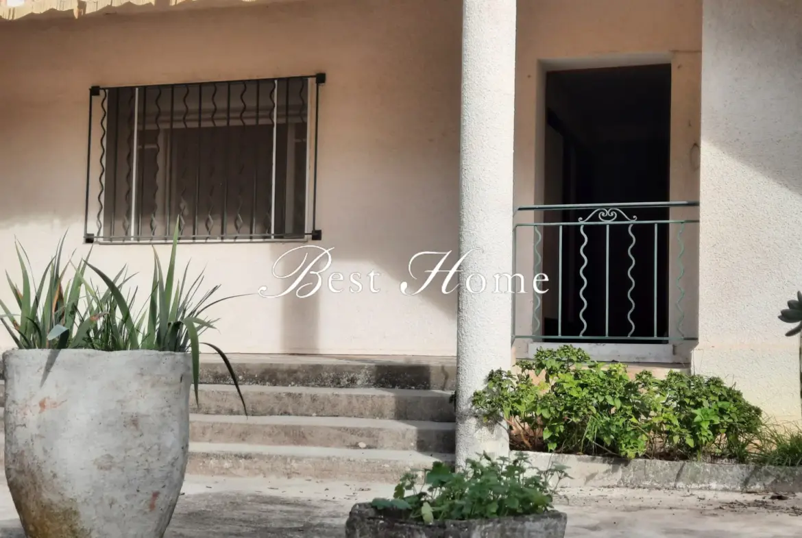 Colline Nord de Nîmes - Appartement T3 avec jardin et parking 