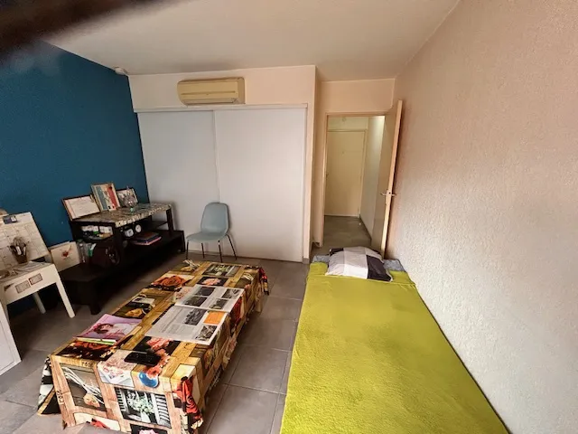 À vendre : Studio lumineux de 25 m2 à Toulon 