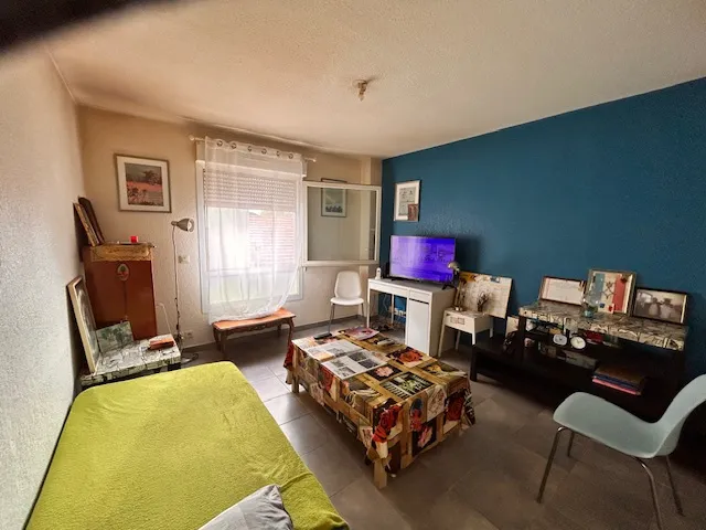 À vendre : Studio lumineux de 25 m2 à Toulon 