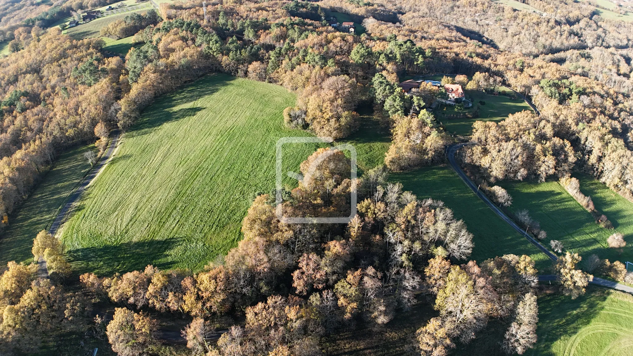 Terrain de 3.6 hectares en Périgord Noir à vendre 