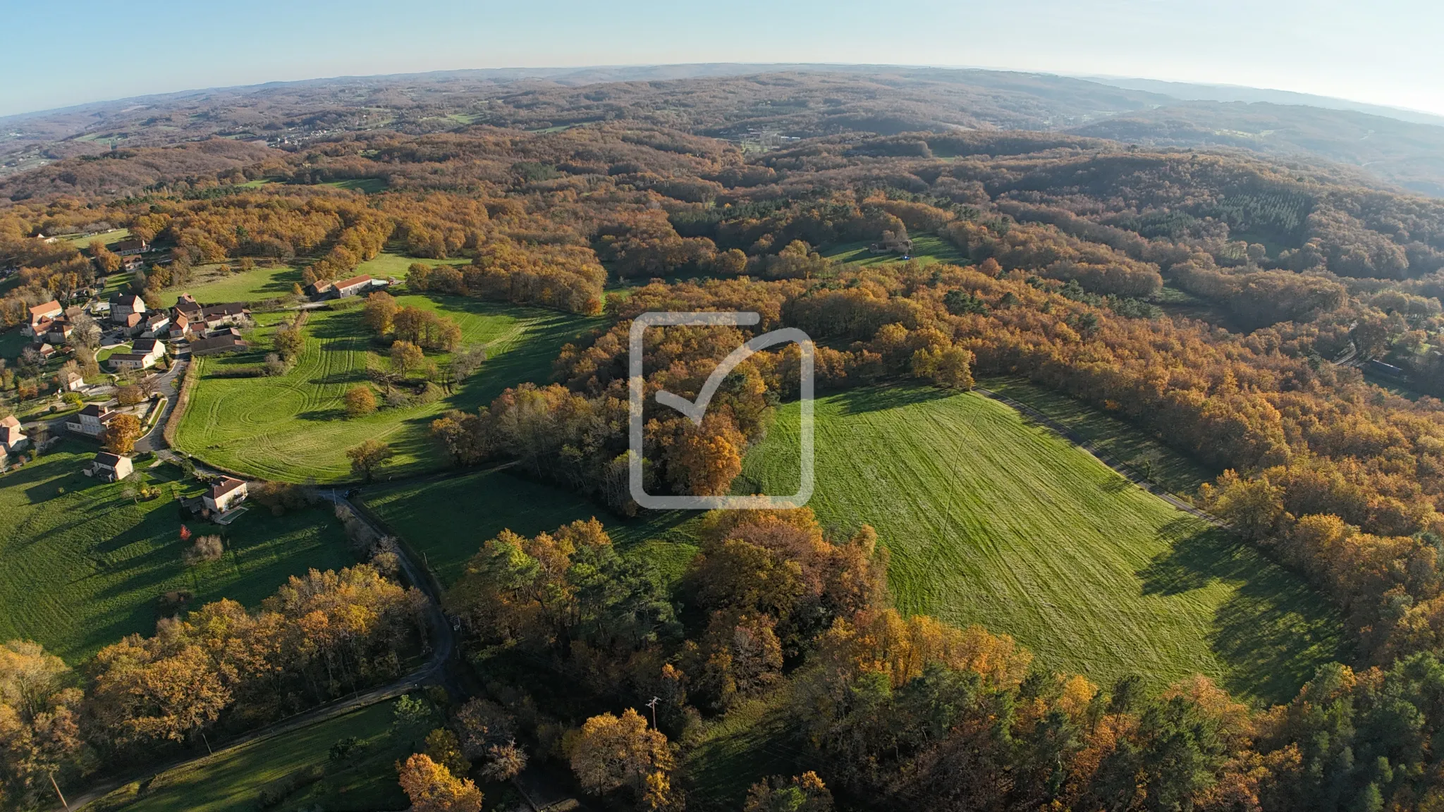 Terrain de 3.6 hectares en Périgord Noir à vendre 