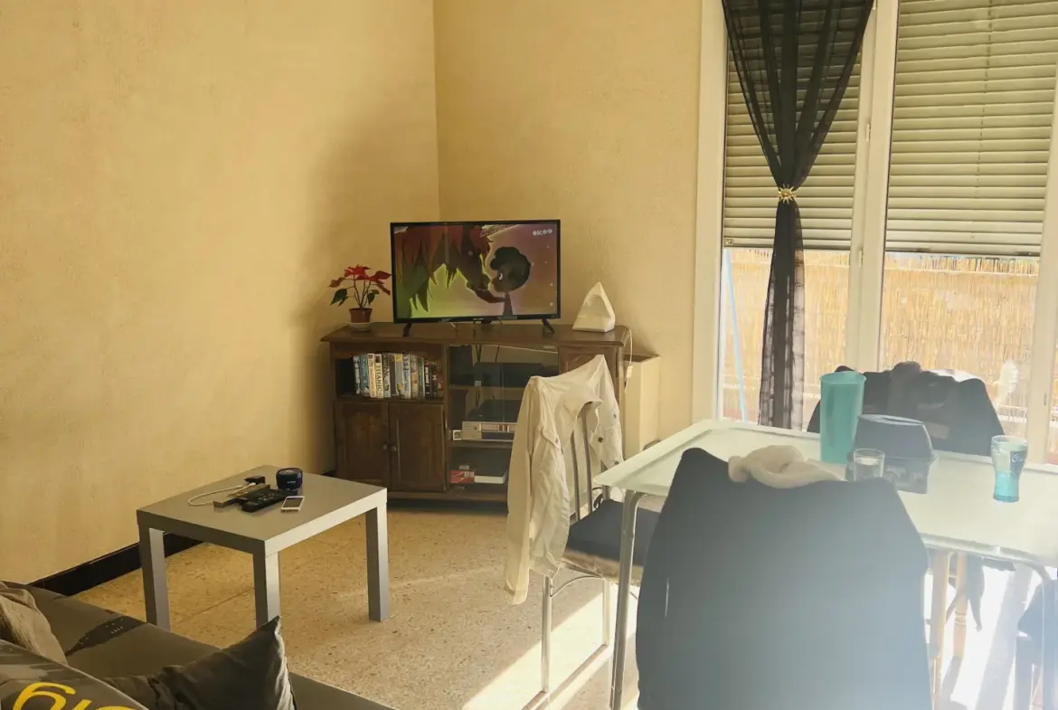 Appartement T2 à vendre à Lunel avec de nombreux parkings 