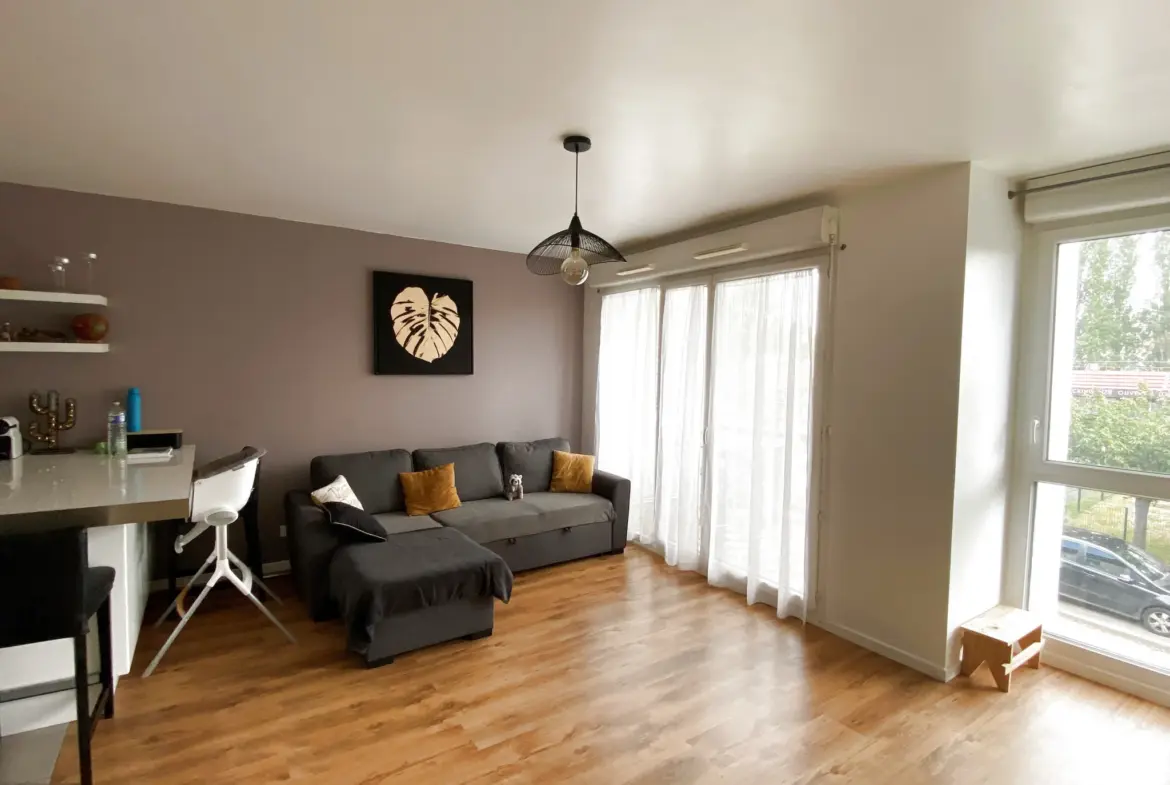 A vendre : Appartement type 3 de 60 m² à Palaiseau avec balcon 