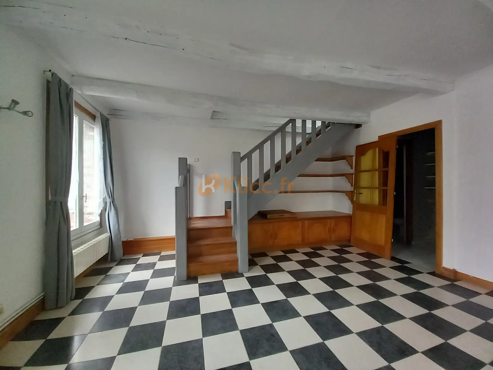 À vendre : Maison de ville à Saint-Valery-en-Caux, proche de la mer 