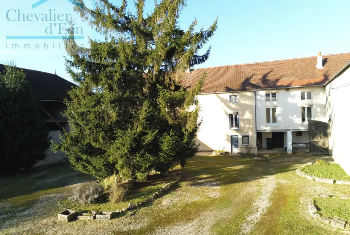 Ensemble de 2 maisons mitoyennes à vendre à Cry, 89390 