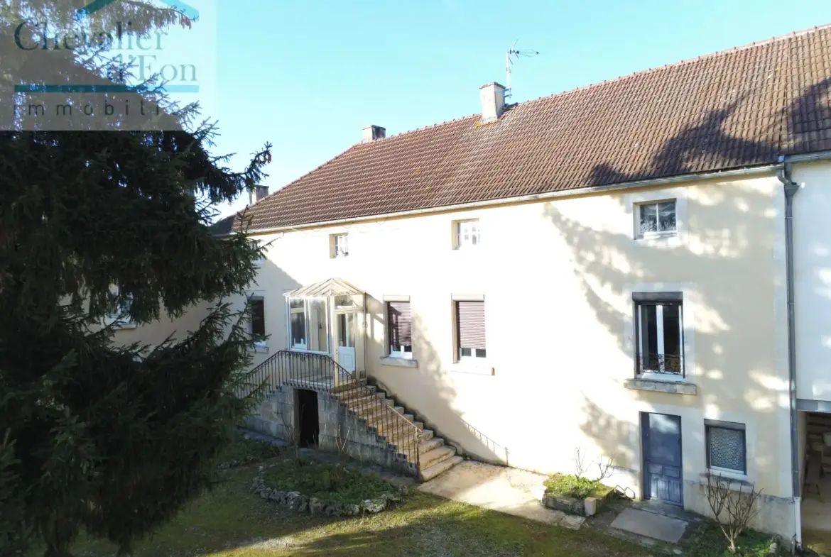 Ensemble de 2 maisons mitoyennes à vendre à Cry, 89390 