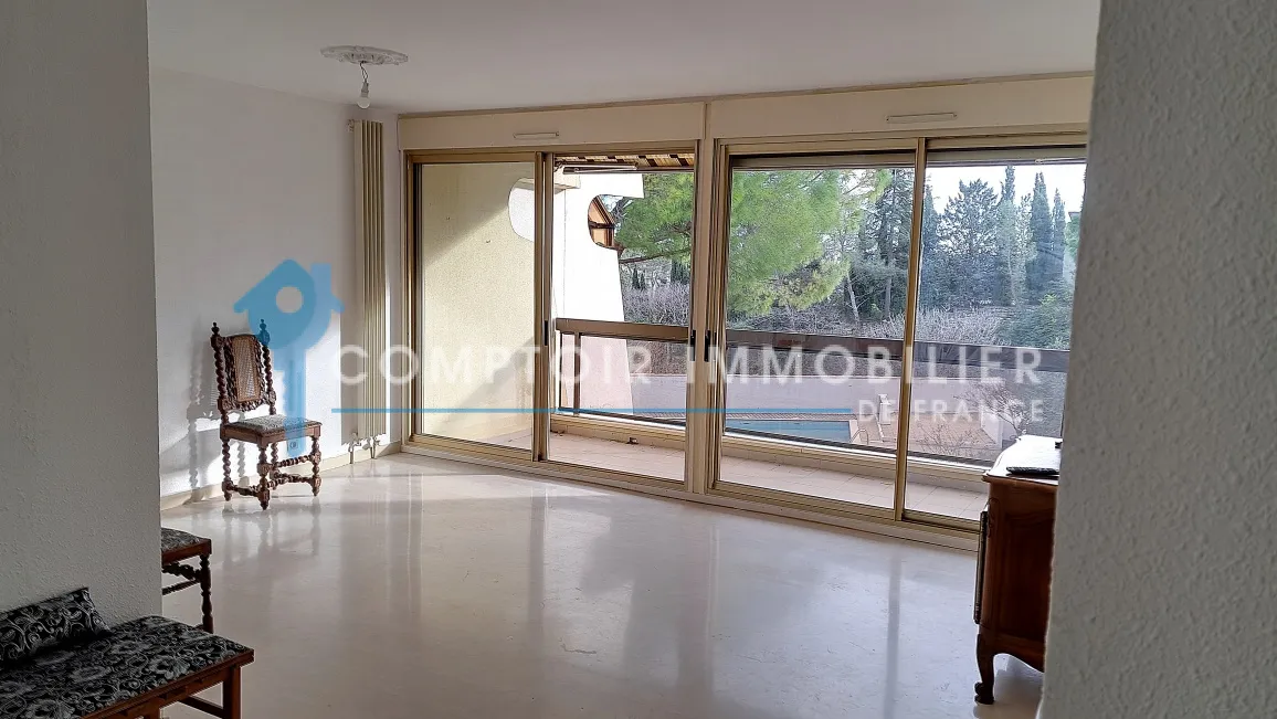 À vendre : Appartement T3 de 69 m² avec terrasse à Nîmes 