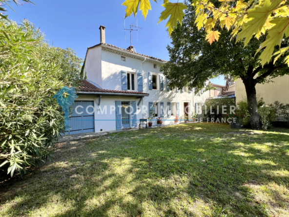 Charmante Maison Mitoyenne à Vendre à Guitalens