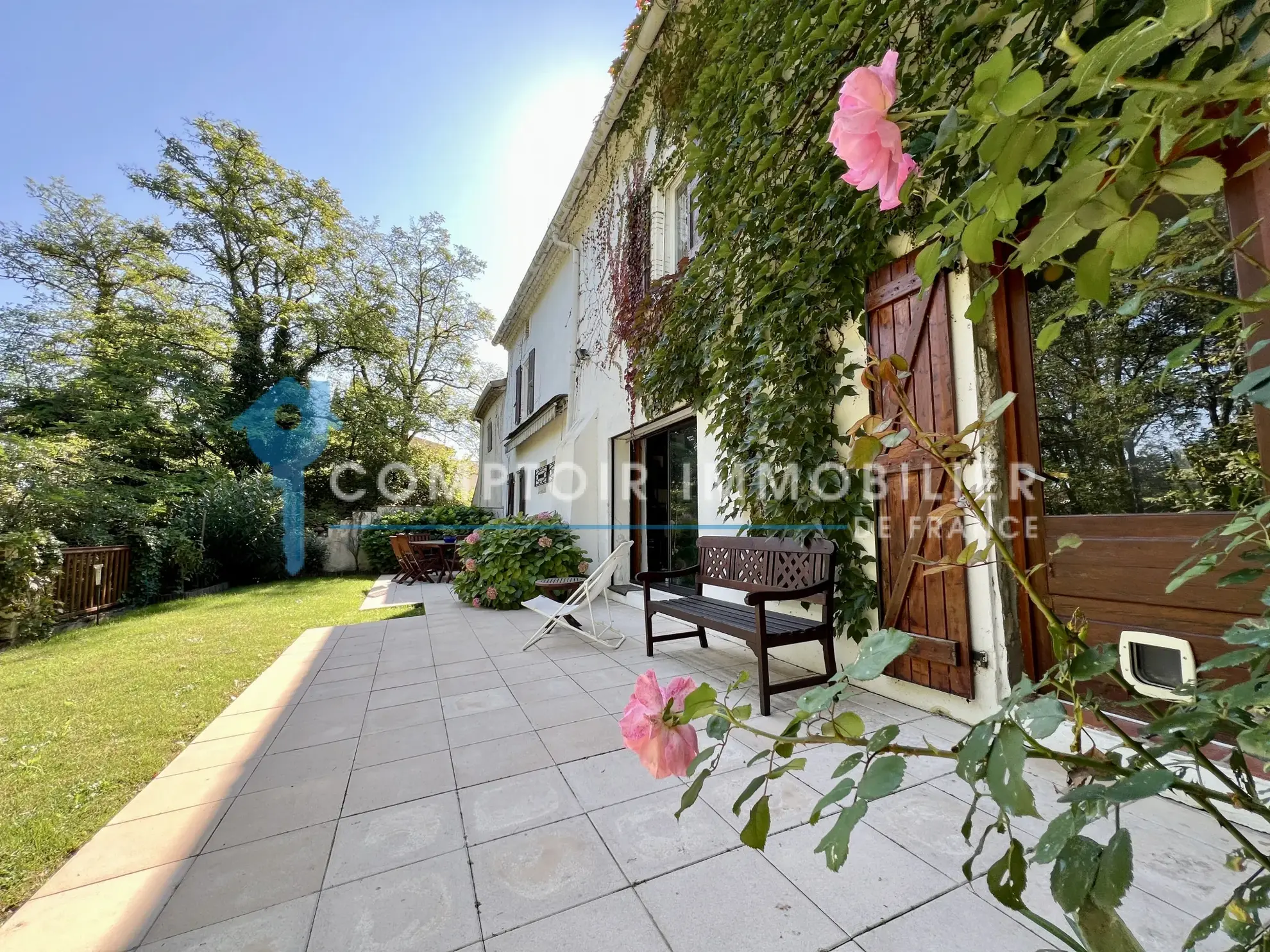 Charmante Maison Mitoyenne à Vendre à Guitalens 