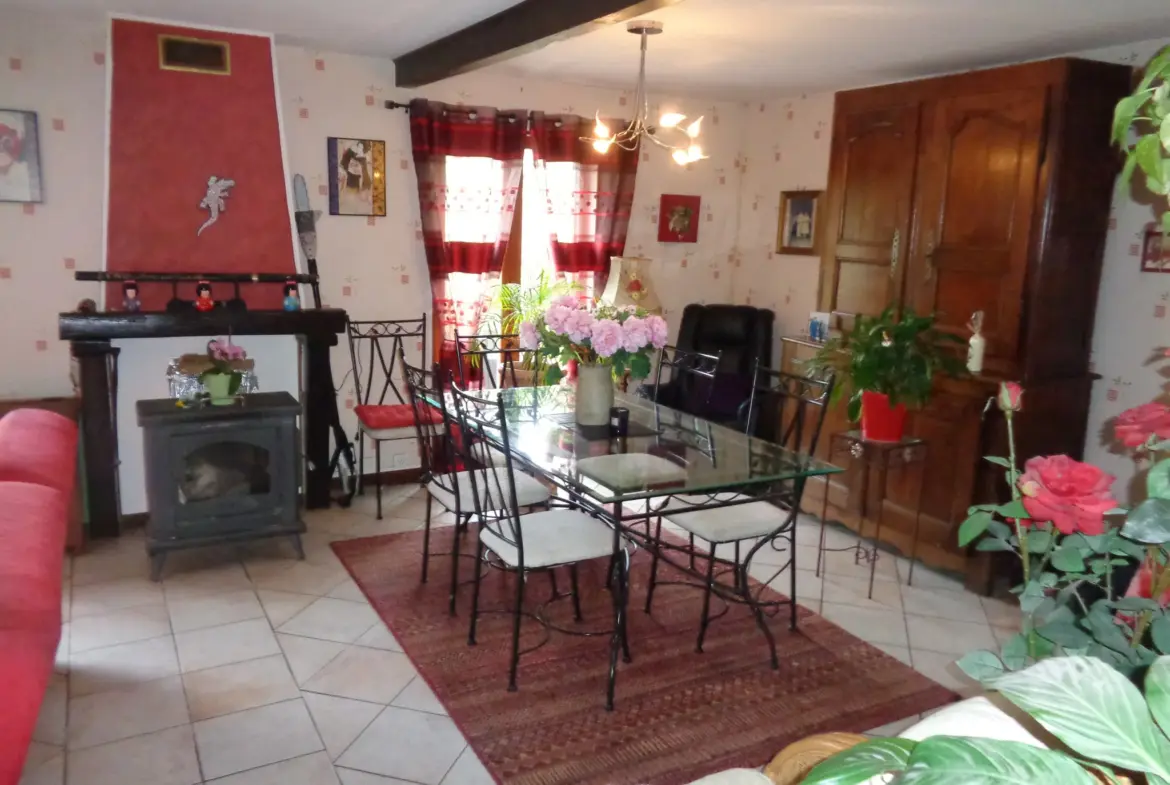 Maison 140 m2 avec 4 chambres et dépendances à Nolay 