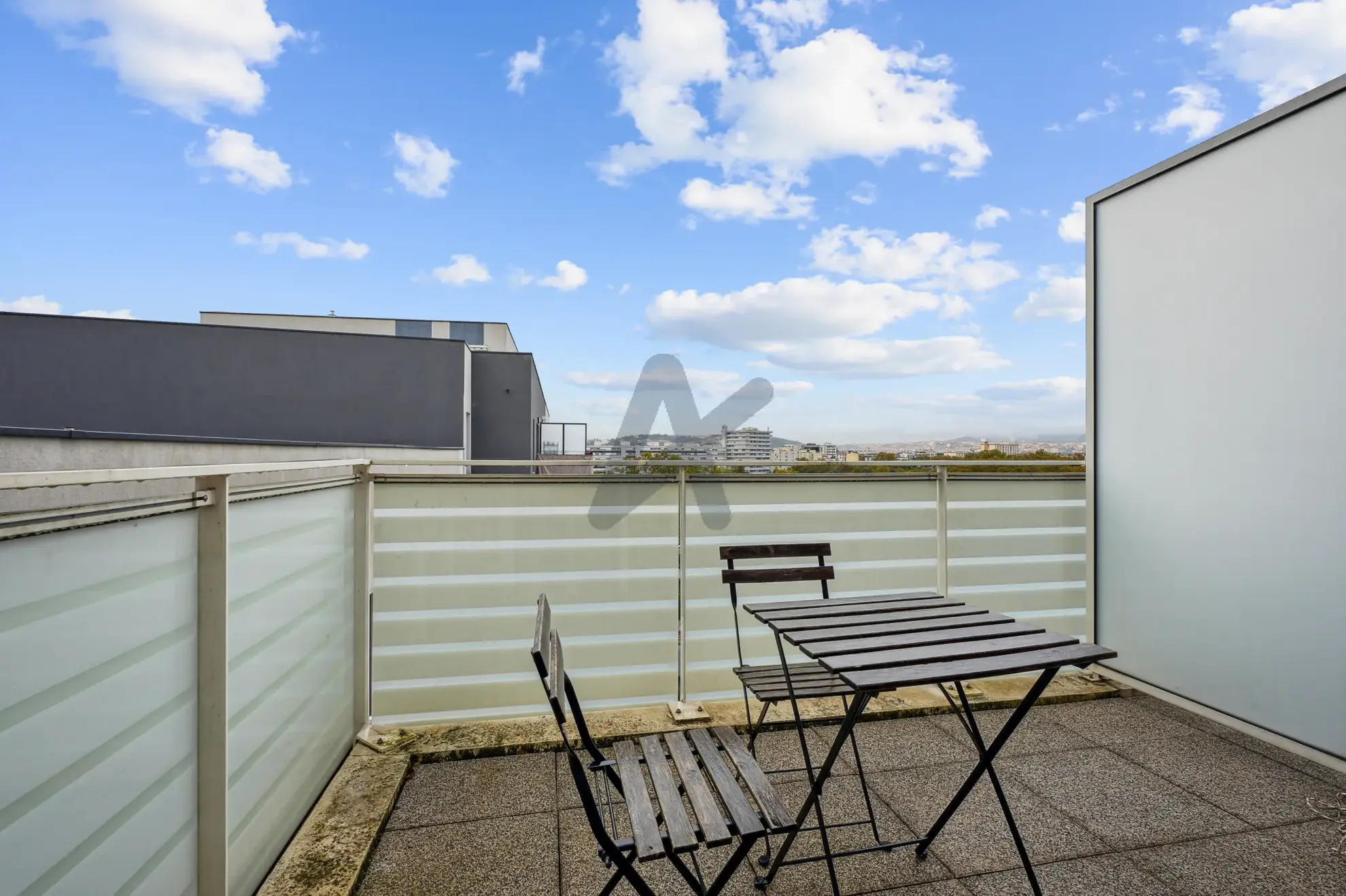 À vendre : Appartement 2 pièces à Lyon 7ème avec terrasse 