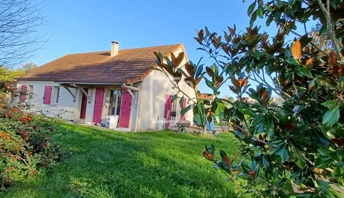 Maison de plain-pied de 91 m² avec 3 chambres et garage à Payrignac 