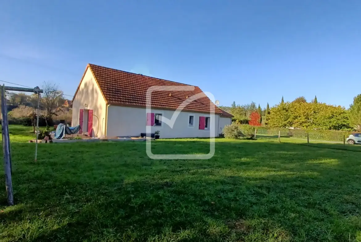 Maison de plain-pied de 91 m² avec 3 chambres et garage à Payrignac 