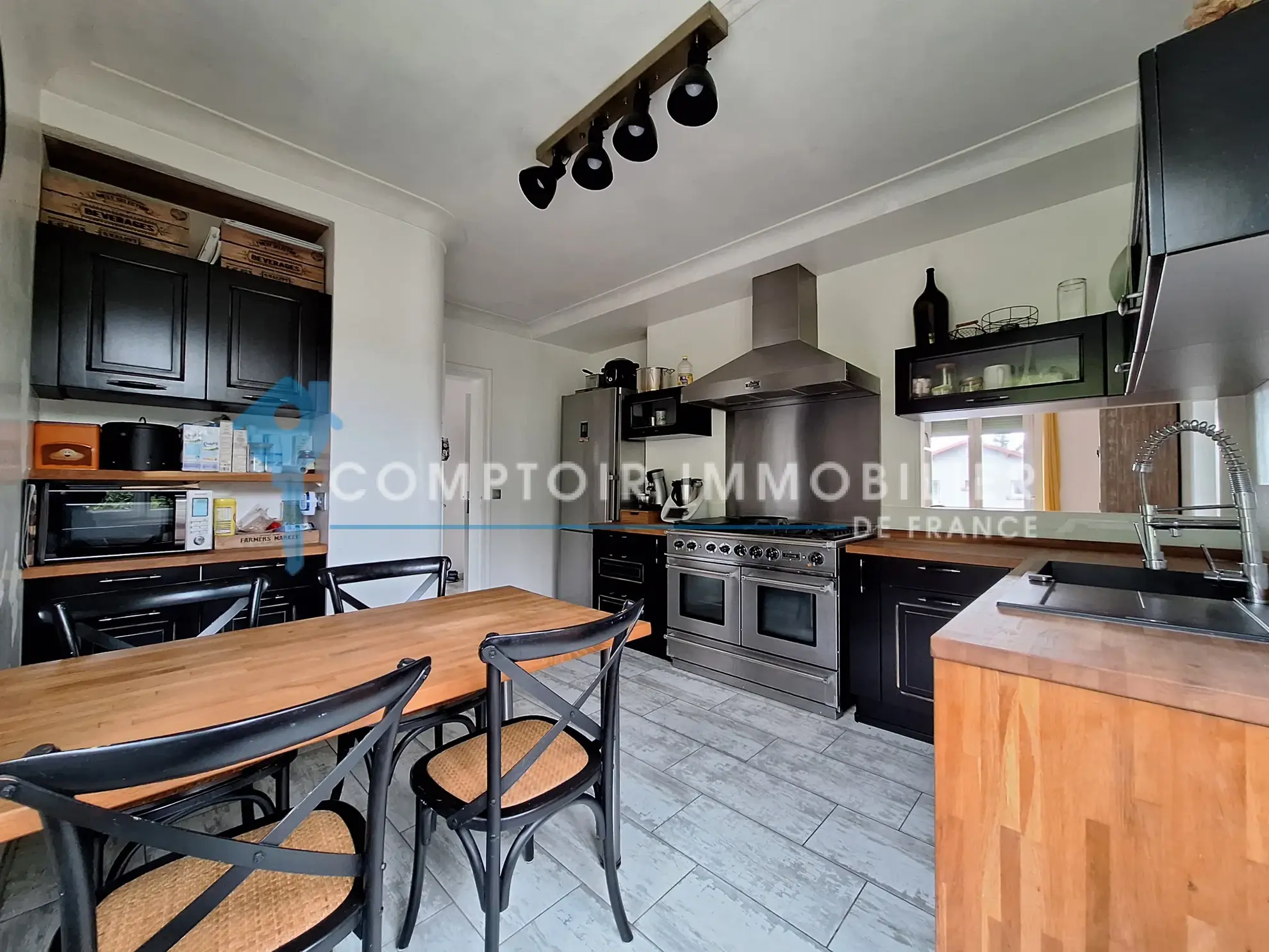 À vendre maison de 206 m² avec jardin à Puylaurens 