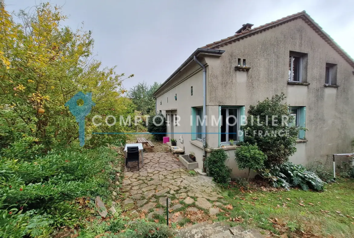 À vendre maison de 206 m² avec jardin à Puylaurens 