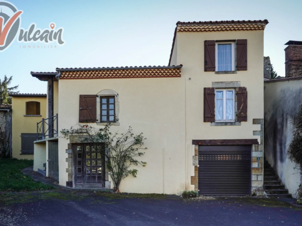 Ensemble de 2 maisons à rénover au centre de St Georges sur Allier