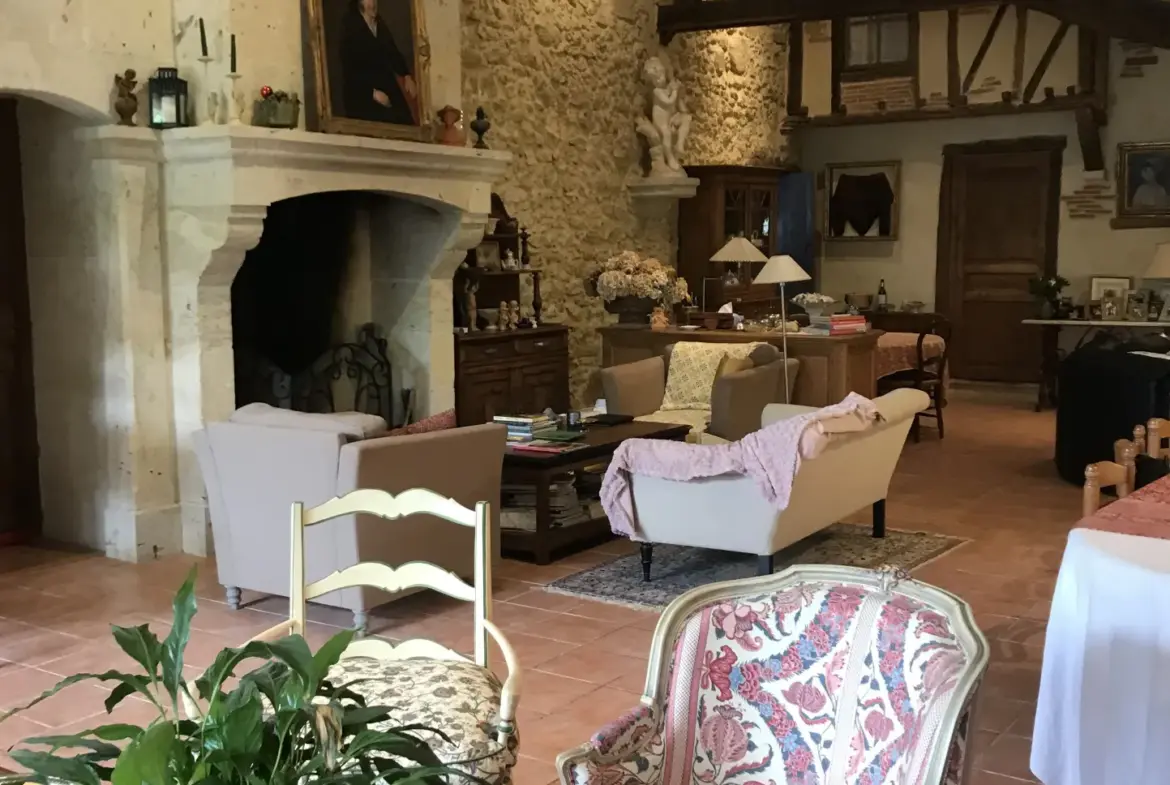 Maison de village 5 chambres à Vic-Fezensac - 170 000 € 