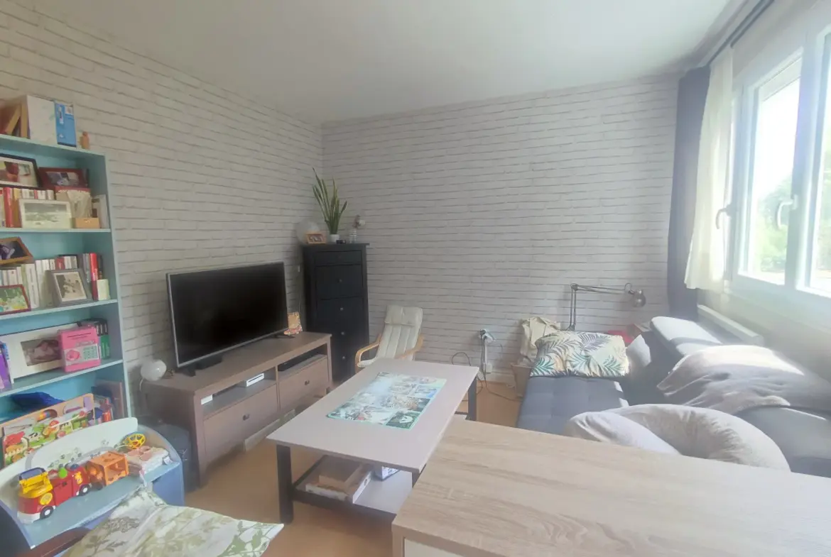 Appartement lumineux 67m² avec balcon Sud à Palaiseau 