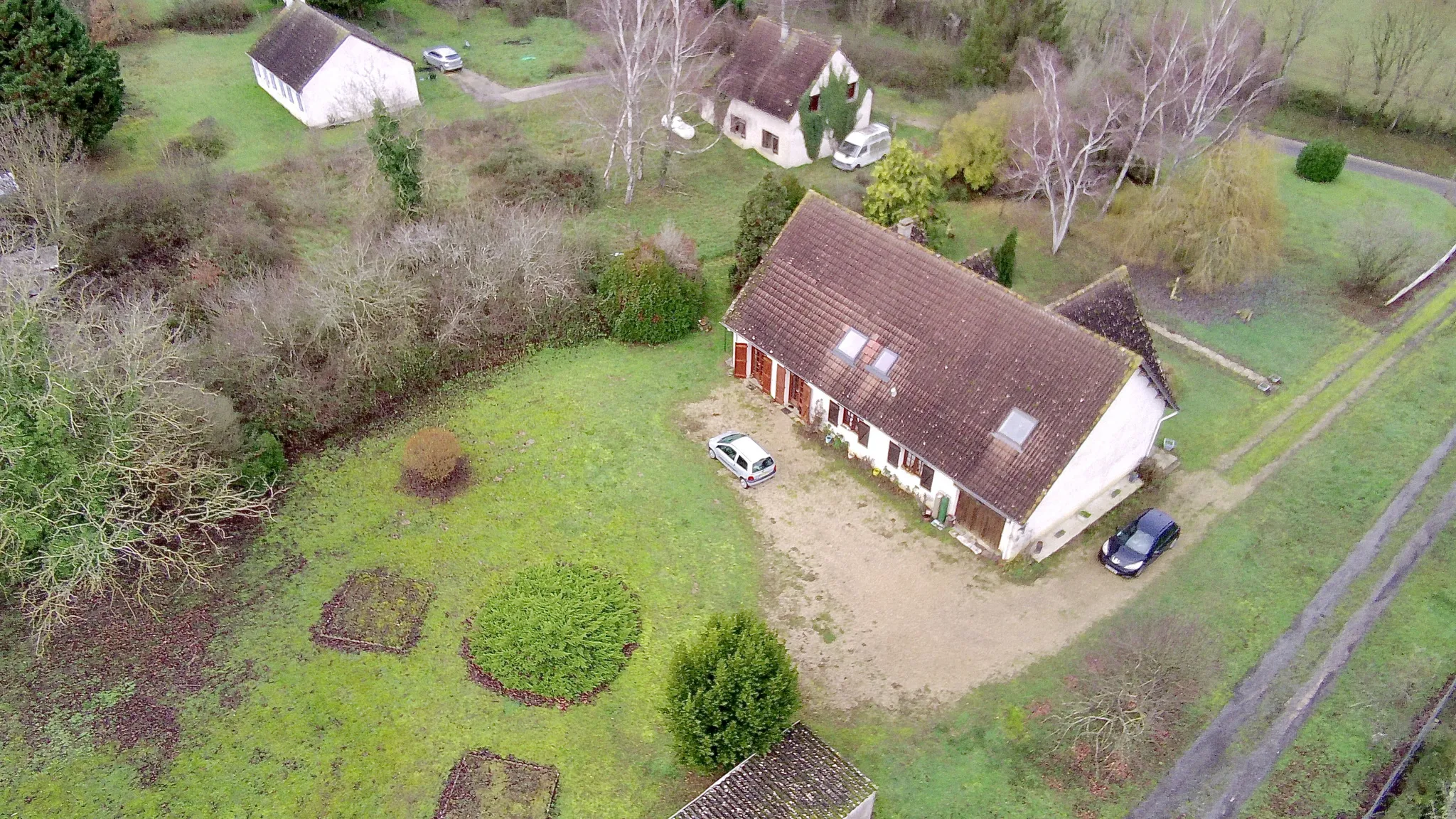 Maison de campagne unique à Massay avec jardin spacieux 