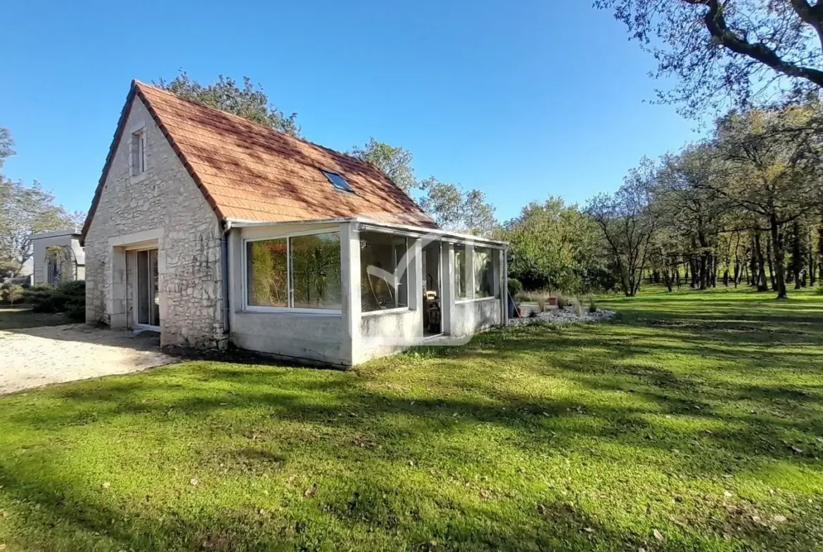 Maison en pierre rénovée à Lachapelle-Auzac à vendre 