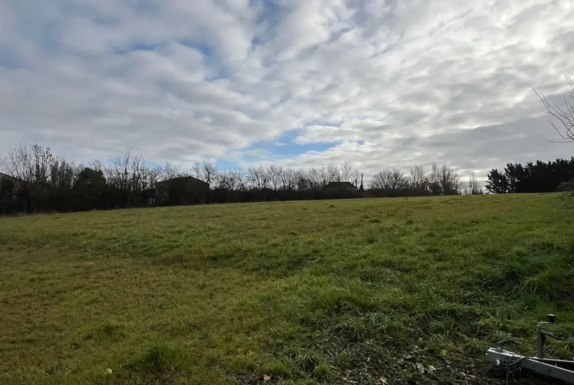 Terrain constructible à vendre à Sainte Hermine - 46 000 € 