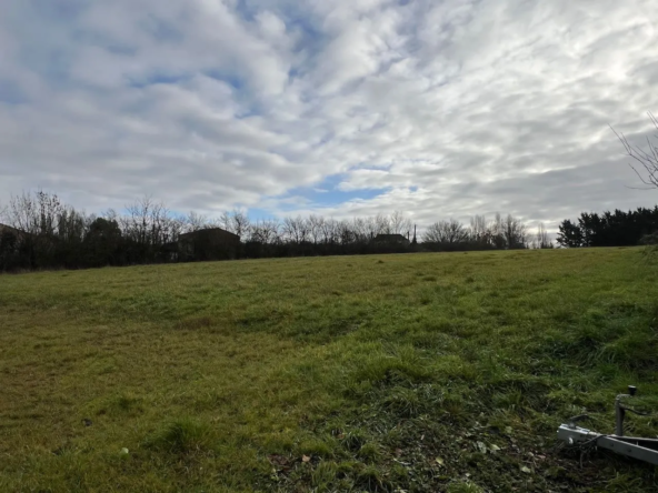 Terrain constructible à vendre à Sainte Hermine - 46 000 €