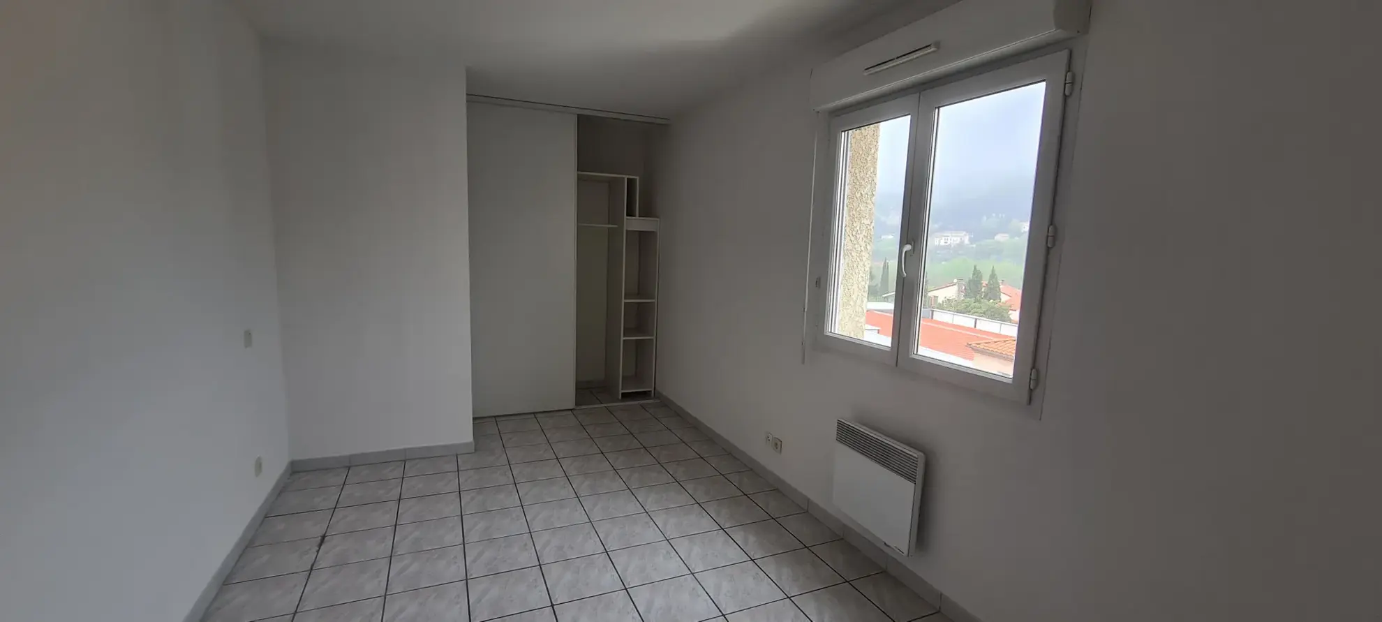 Appartement F2 à vendre à Amélie-les-Bains avec garage 