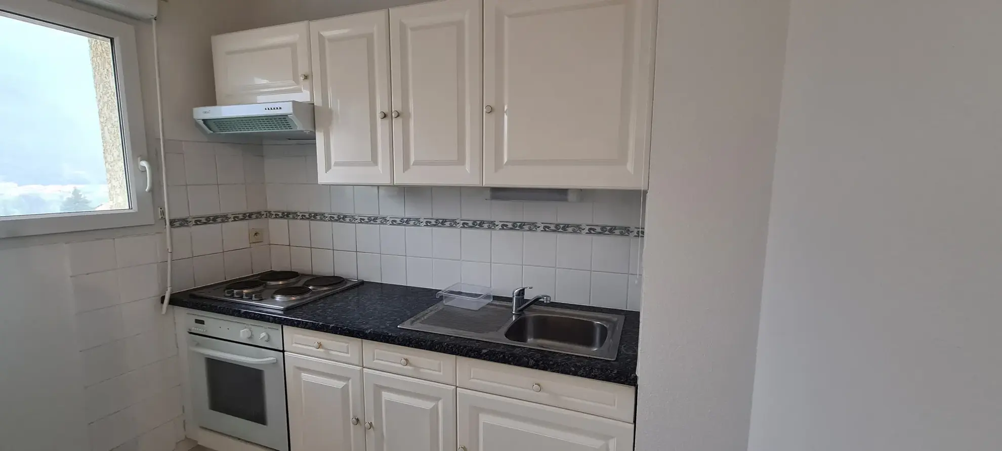 Appartement F2 à vendre à Amélie-les-Bains avec garage 