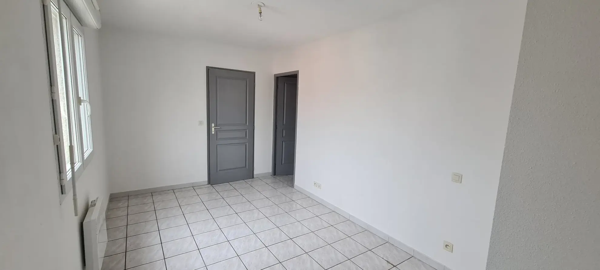 Appartement F2 à vendre à Amélie-les-Bains avec garage 