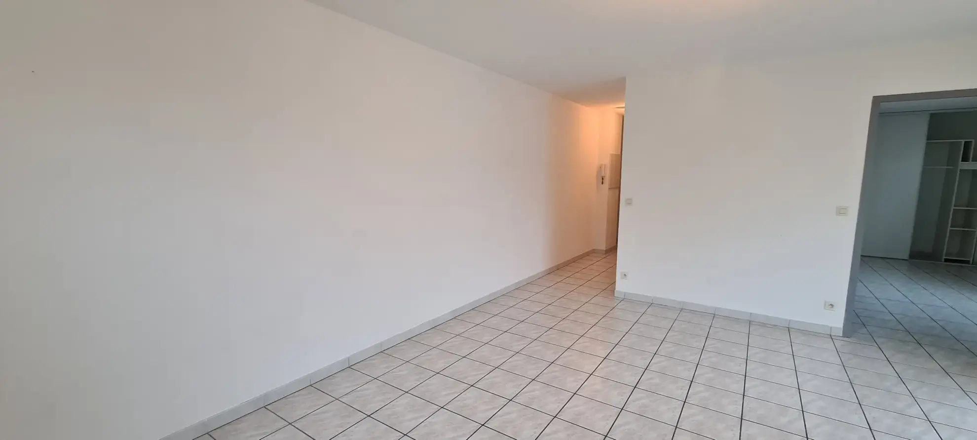 Appartement F2 à vendre à Amélie-les-Bains avec garage 