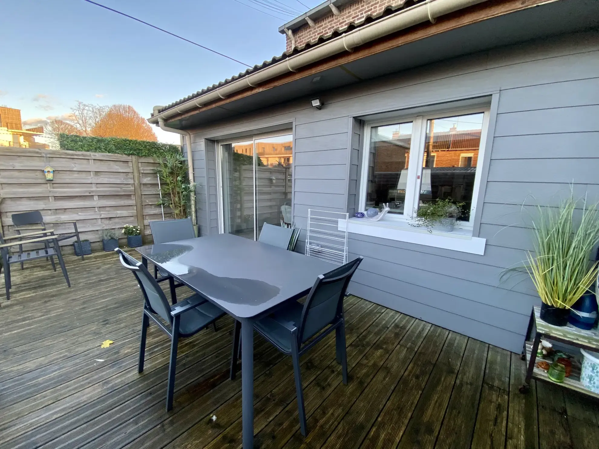 Maison rénovée à Loos avec 3 chambres, jardin et garage 