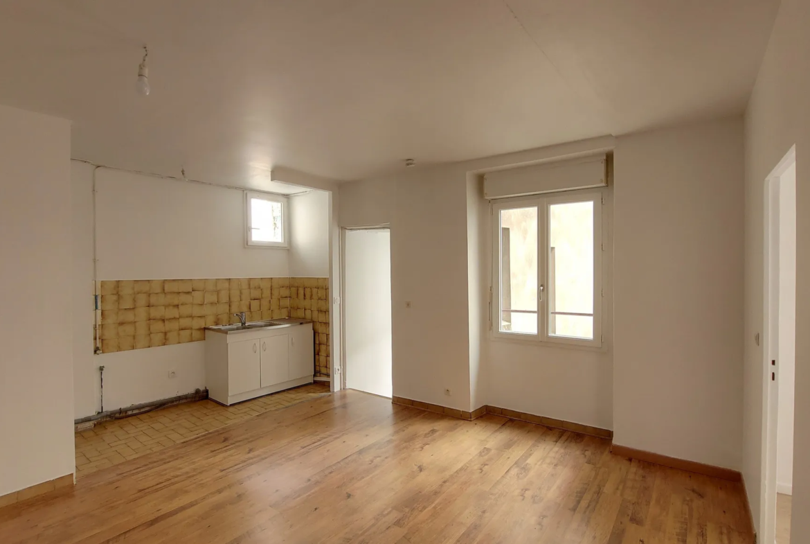 Appartement T2 sur cour à Nantes Graslin - 151400 € FAI 