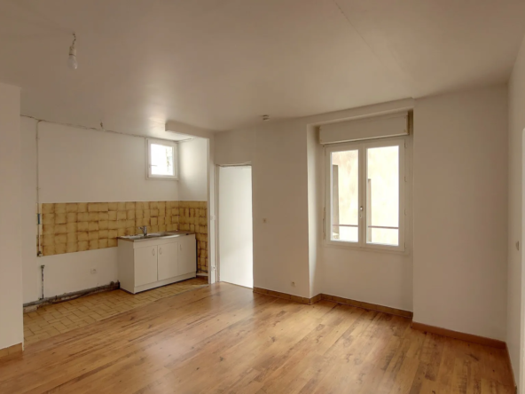 Appartement T2 sur cour à Nantes Graslin - 151400 € FAI