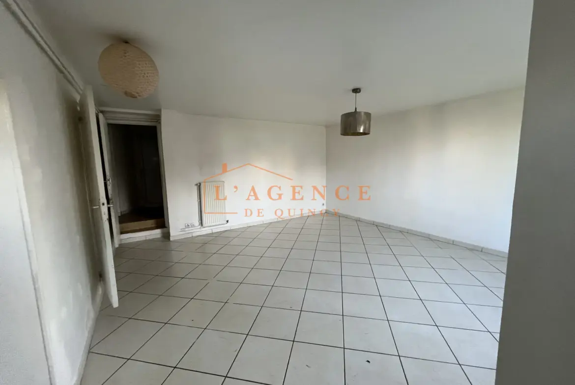 Maison à vendre à Nanteuil-les-Meaux - 120 m² avec 3 chambres 